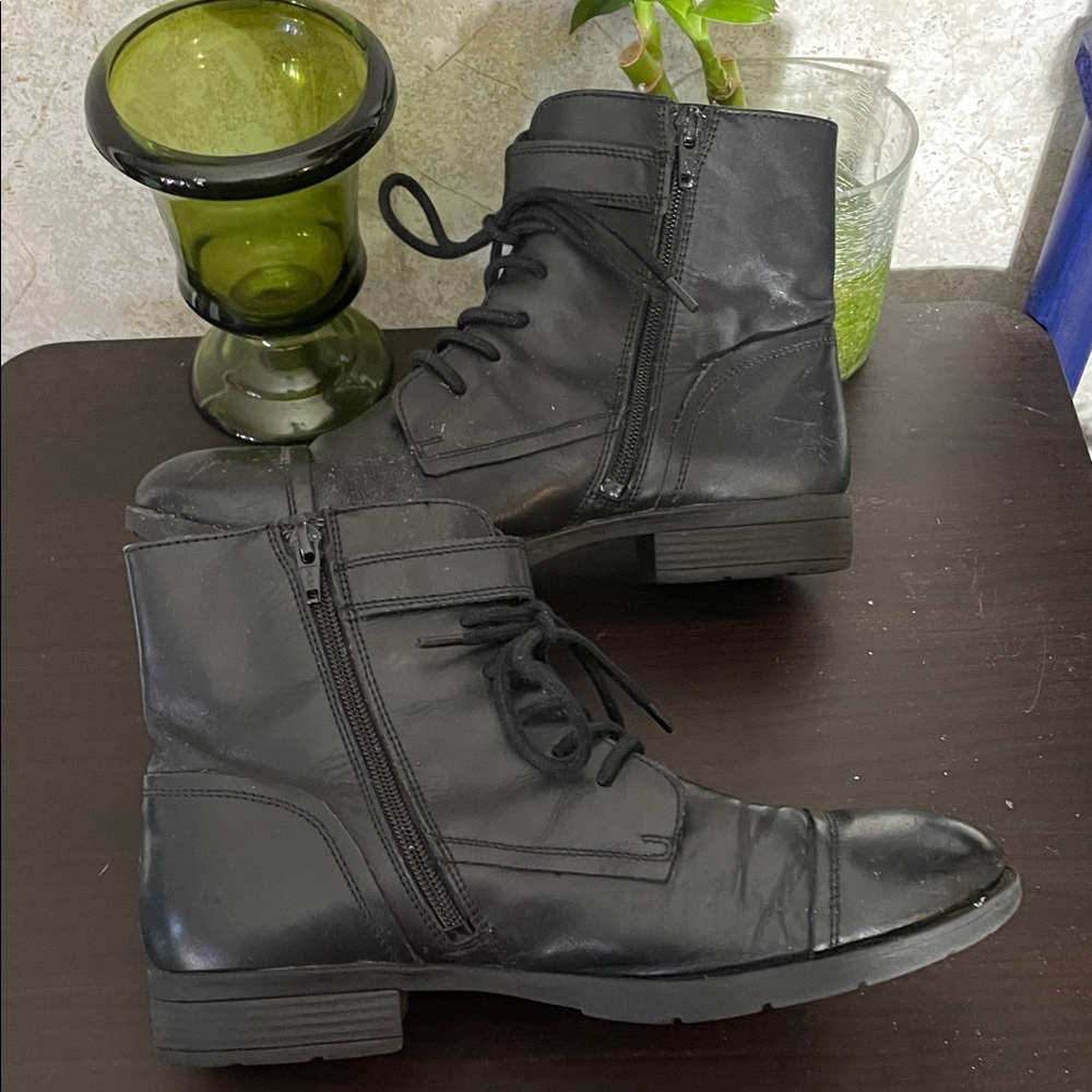 Footflexx  Women's Black Combat Boots size 9
